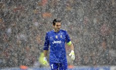 开云官方app入口-切特关键节点连续得分，76人对阵灰熊的胜负手