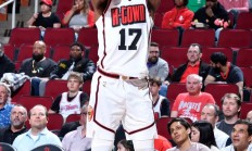 开云体育官方网站-火箭再次告负，球队战绩持续低迷的简单介绍