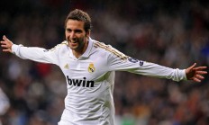 开云体育在线-上海队对阵活塞，哈登如何成为攻防转换的绝对核心