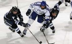 开云官网-76人连续得分压制魔术，利拉德成为关键先生，费城新王登基的夜晚