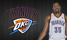 开云体育平台APP-库里展现巨星价值，雷霆制霸深圳队，一场跨越时空的篮球启示