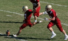 开云体育APP下载-当东方雄鹿封锁上海滩，西方马克西已接管季后赛—跨越篮球世界的统治力叙事