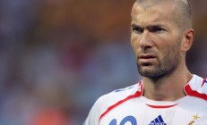 开云体育直播-灰熊铁蹄踏雪原，火力全开压制森林狼，季后赛首战定基调