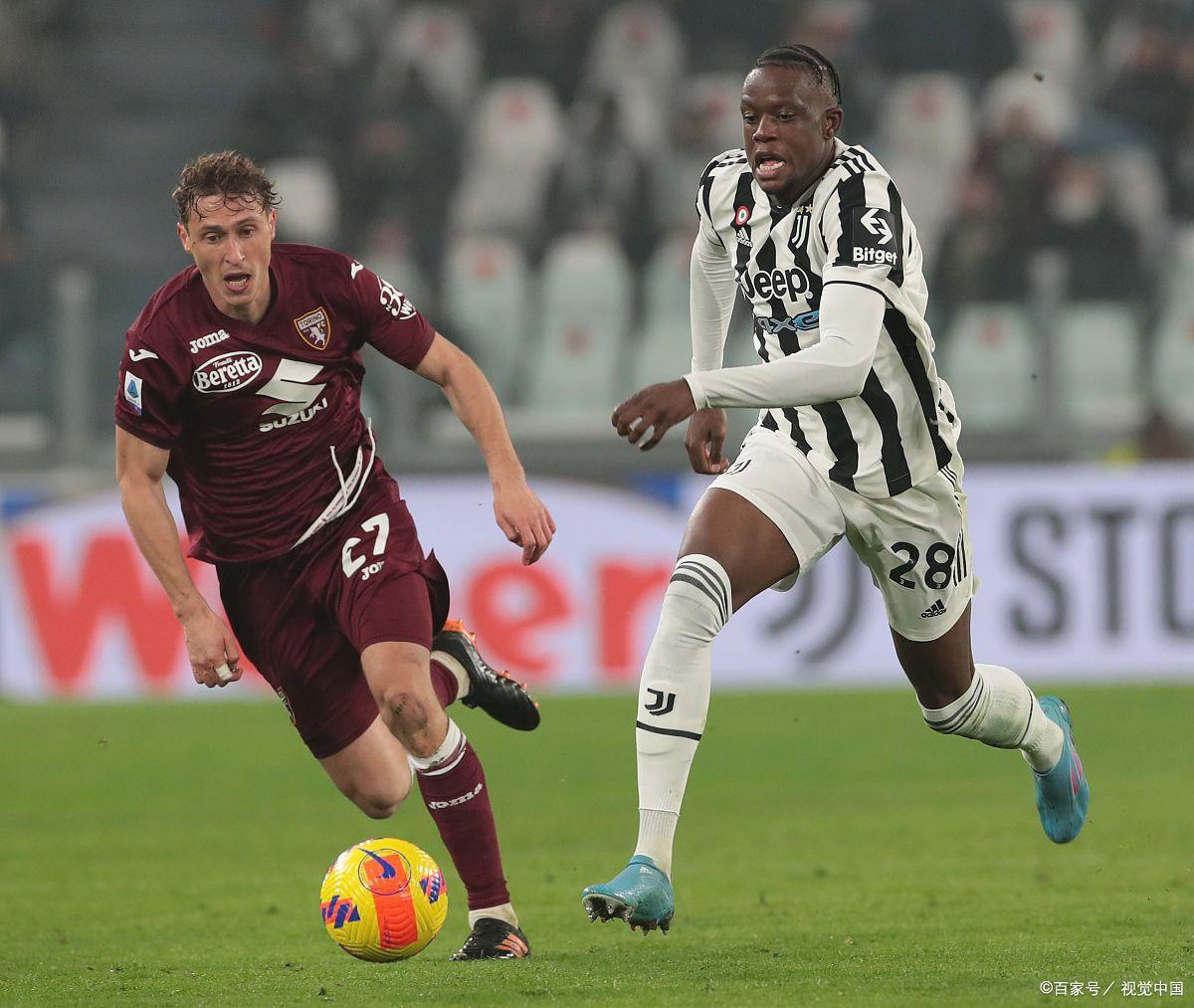 艾因霍温0-3惨败，战绩不尽如意