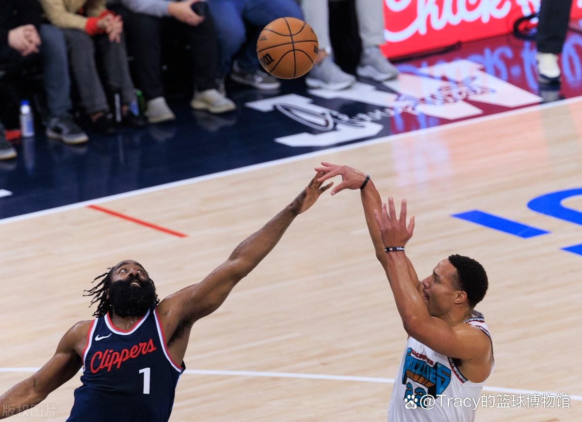 包含灰熊逆转四川队，哈登带队取胜的词条