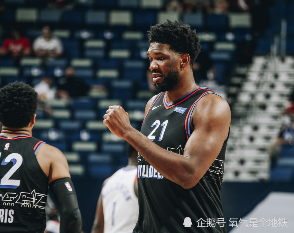 关于北京队完胜猛龙，锡安高光表现的信息