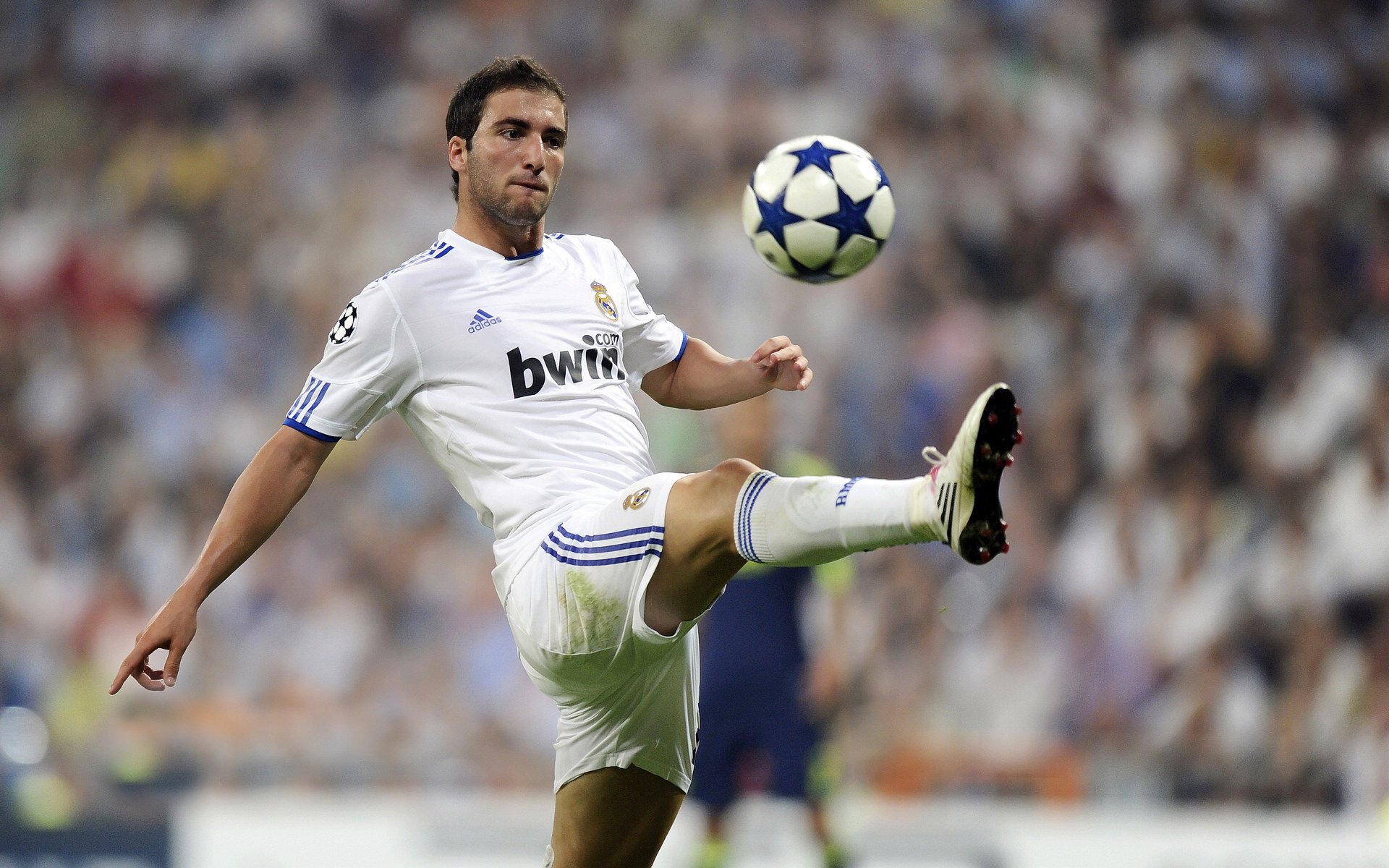 双城记,英超争冠焦点战与快船硬仗的胜利哲学