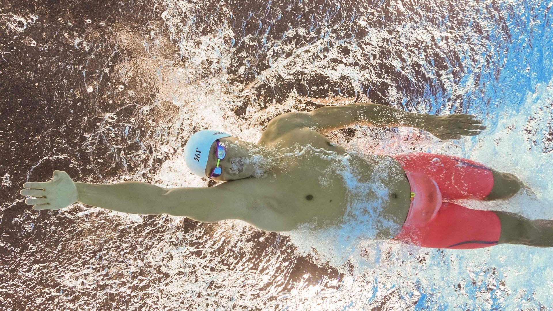 黄鸭组合闪耀东南亚德比，泰国队力克马来西亚队背后的战术革命